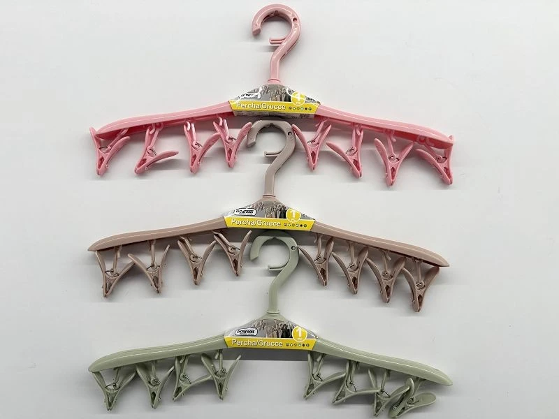 Plastic Whole Hanger suppliers